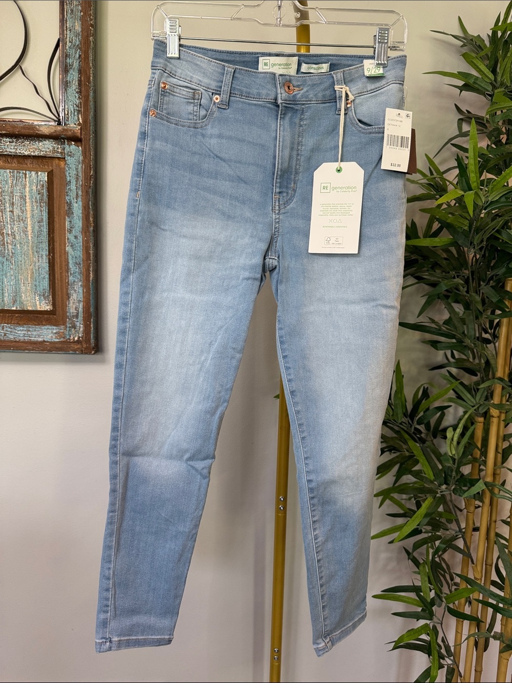 Celebrity Pink Light Wash High-Rise curvy ankle Skinny Jeans NWT 9
